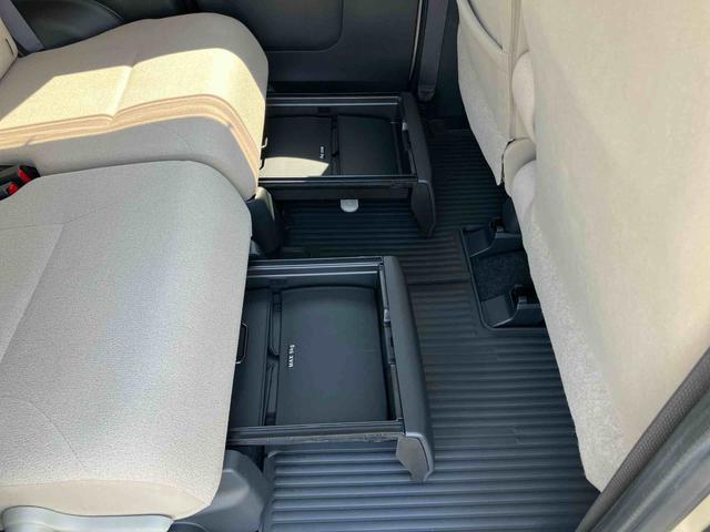 ムーヴキャンバスGホワイトアクセントVS SAIIIナビ/TV/DVD/BT/USB 全周囲カメラ 前後ドラレコ 運転席シートヒーター LEDヘッドライト オートライト スマアシ 置き楽ボックス フロントガラスディアイサー 両側電動スライドドア(千葉県)の中古車