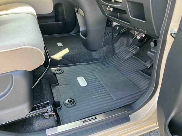 ムーヴキャンバスGホワイトアクセントVS SAIIIナビ/TV/DVD/BT/USB 全周囲カメラ 前後ドラレコ 運転席シートヒーター LEDヘッドライト オートライト スマアシ 置き楽ボックス フロントガラスディアイサー 両側電動スライドドア(千葉県)の中古車