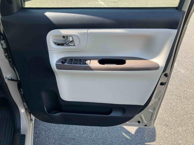 ムーヴキャンバスGホワイトアクセントVS SAIIIナビ/TV/DVD/BT/USB 全周囲カメラ 前後ドラレコ 運転席シートヒーター LEDヘッドライト オートライト スマアシ 置き楽ボックス フロントガラスディアイサー 両側電動スライドドア(千葉県)の中古車