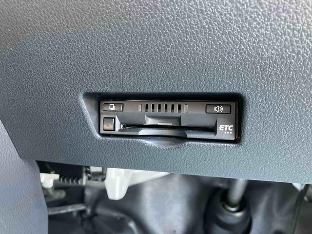 ハイゼットカーゴデラックスETC 衝突被害軽減ブレーキ コーナーセンサー オートライト プライバシーガラス フロントパワーウィンドウ オーバーヘッドシェルフ スピーカー一体型AM・FMラジオ キーレス アイドリングストップ(千葉県)の中古車