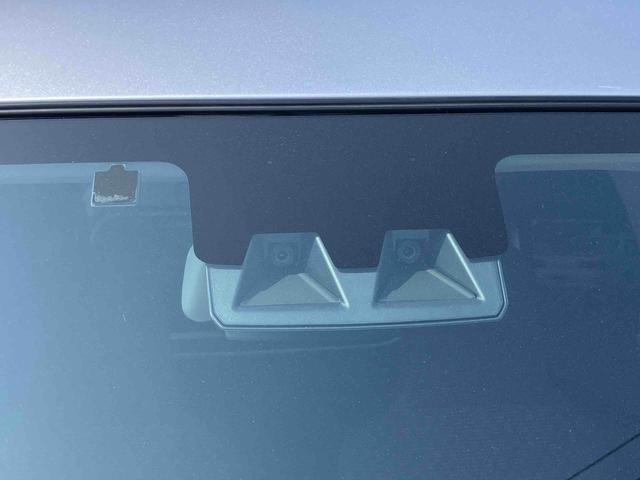 ハイゼットカーゴデラックスETC 衝突被害軽減ブレーキ コーナーセンサー オートライト プライバシーガラス フロントパワーウィンドウ オーバーヘッドシェルフ スピーカー一体型AM・FMラジオ キーレス アイドリングストップ(千葉県)の中古車