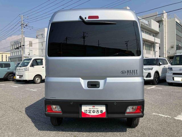 ハイゼットカーゴデラックスETC 衝突被害軽減ブレーキ コーナーセンサー オートライト プライバシーガラス フロントパワーウィンドウ オーバーヘッドシェルフ スピーカー一体型AM・FMラジオ キーレス アイドリングストップ(千葉県)の中古車