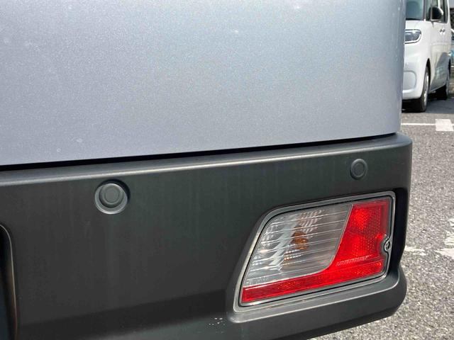 ハイゼットカーゴデラックスETC 衝突被害軽減ブレーキ コーナーセンサー オートライト プライバシーガラス フロントパワーウィンドウ オーバーヘッドシェルフ スピーカー一体型AM・FMラジオ キーレス アイドリングストップ(千葉県)の中古車