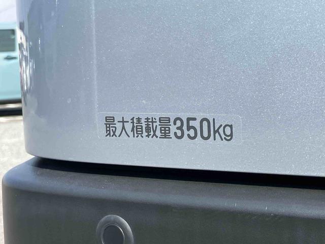 ハイゼットカーゴデラックスETC 衝突被害軽減ブレーキ コーナーセンサー オートライト プライバシーガラス フロントパワーウィンドウ オーバーヘッドシェルフ スピーカー一体型AM・FMラジオ キーレス アイドリングストップ(千葉県)の中古車