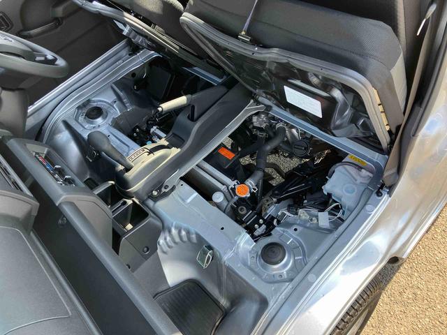 ハイゼットトラックスタンダード衝突被害軽減ブレーキ　コーナーセンサー　横滑り防止装置　オートライト　アイドリングストップ　スピーカー一体型ＡＭ／ＦＭラジオ　エアコン　パワステ　最大積載量３５０ｋｇ（千葉県）の中古車