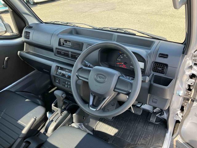 ハイゼットトラックスタンダード衝突被害軽減ブレーキ　コーナーセンサー　横滑り防止装置　オートライト　アイドリングストップ　スピーカー一体型ＡＭ／ＦＭラジオ　エアコン　パワステ　最大積載量３５０ｋｇ（千葉県）の中古車