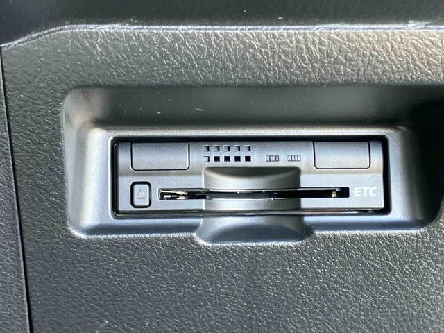 ヴィッツ１．３Ｆ　ＬＥＤエディションナビ／ＴＶ／ＤＶＤ／ＢＴ　ＥＴＣ　衝突軽減装置　ＬＥＤヘッドライト　オートライト　スマートキー　ボタンスタート　サイドレバー式駐車ブレーキ　アイドリングストップ　シートリフター　マニュアルエアコン（千葉県）の中古車