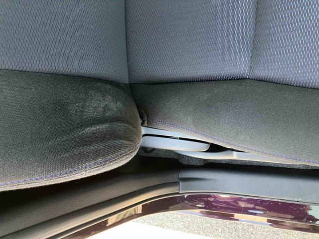 ヴィッツ１．３Ｆ　ＬＥＤエディションナビ／ＴＶ／ＤＶＤ／ＢＴ　ＥＴＣ　衝突軽減装置　ＬＥＤヘッドライト　オートライト　スマートキー　ボタンスタート　サイドレバー式駐車ブレーキ　アイドリングストップ　シートリフター　マニュアルエアコン（千葉県）の中古車