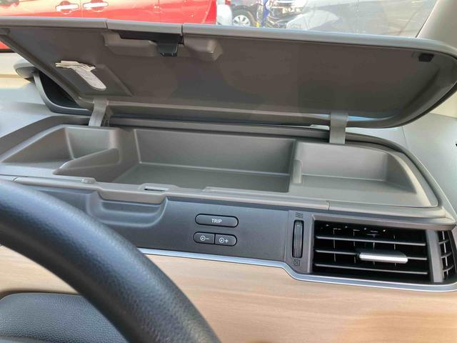 フリードＧ・ホンダセンシングディスプレイオーディオ／ワンセグ／ＣＤ／ＢＴ／ＵＳＢ　バックカメラ　ＥＴＣ　ホンダセンシング　全車速追従クルコン　オートライト　両側Ｐスライドドア　オートエアコン　トップシェイドガラス　ステアリモコン（千葉県）の中古車