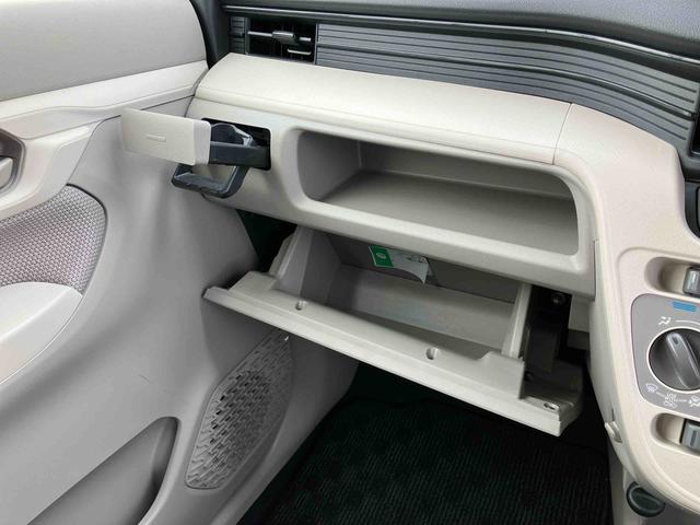 ムーヴＬＣＤ／ＵＳＢチューナー　電動格納ドアミラー　自発光式メーター　プライバシーガラス　キーレスエントリー　セキュリティアラーム　横滑り防止装置　アイドリングストップ（千葉県）の中古車