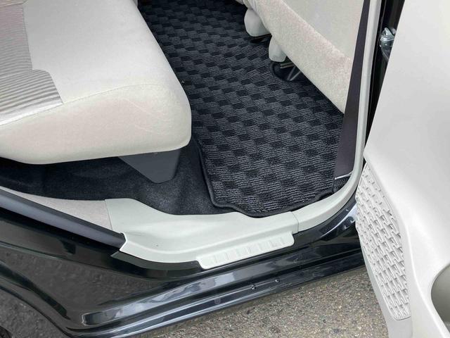 ムーヴＬＣＤ／ＵＳＢチューナー　電動格納ドアミラー　自発光式メーター　プライバシーガラス　キーレスエントリー　セキュリティアラーム　横滑り防止装置　アイドリングストップ（千葉県）の中古車