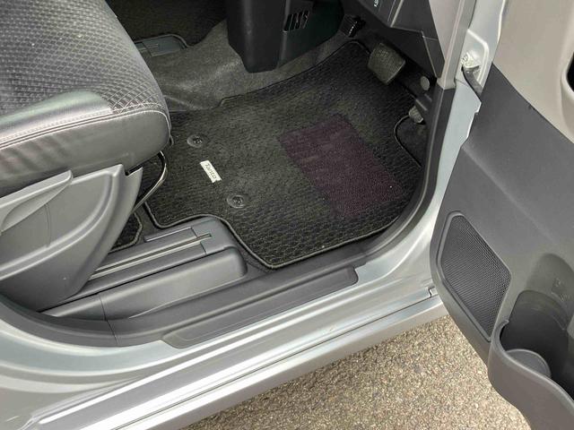 タントカスタムＲＳ９型ナビ／ＢＴ／ＴＶ／ＤＩＳＣ／全周囲カメラ／ステアスイッチ　ＥＴＣ　ターボ　両側パワスラ　１５インチアルミ　ＬＥＤヘッド／フォグ　スマートキー　シートヒーター　シートバックテーブル　自動追従クルコン（千葉県）の中古車