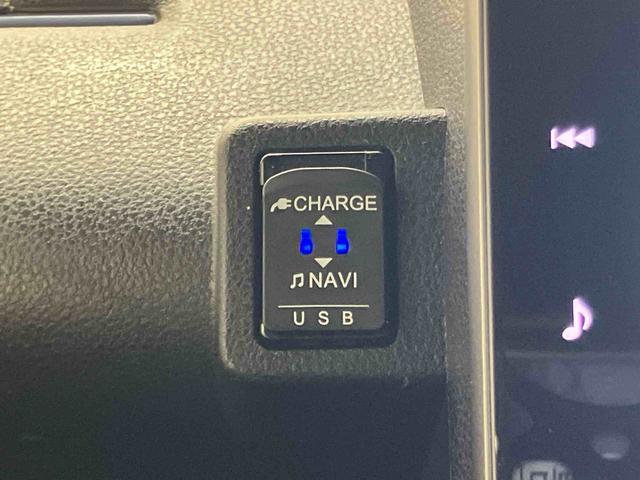 タントカスタムＸスタイルセレクションバックカメラ連動９インチフルセグナビ　ＵＳＢ接続　ブルートゥース対応　フロント．リヤドライブレコーダー連動　ビルトインＥＴＣ　運転席ロングスライドシート　前席シートヒーター　前後コーナーセンサー（千葉県）の中古車