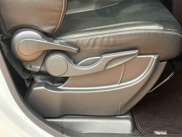 タントカスタムＸスタイルセレクションバックカメラ連動９インチフルセグナビ　ＵＳＢ接続　ブルートゥース対応　フロント．リヤドライブレコーダー連動　ビルトインＥＴＣ　運転席ロングスライドシート　前席シートヒーター　前後コーナーセンサー（千葉県）の中古車