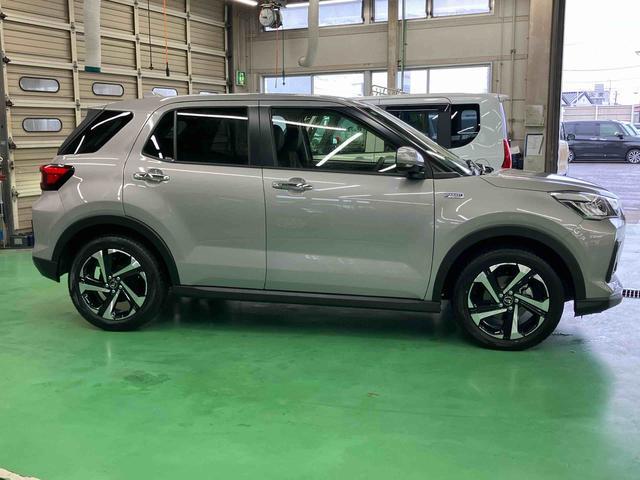 ロッキープレミアムＧ　ＨＥＶＨＥＶ　バックカメラ　全車速追従クルコン　ＡＤＢ　ＬＥＤヘッドランプ　オートライト　リヤフォグ　スマアシ　前後コーナーセンサー　シートヒーター　革巻ステアリング　電動駐車ブレーキ　キーフリー　アルミ（千葉県）の中古車