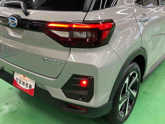 ロッキープレミアムＧ　ＨＥＶＨＥＶ　バックカメラ　全車速追従クルコン　ＡＤＢ　ＬＥＤヘッドランプ　オートライト　リヤフォグ　スマアシ　前後コーナーセンサー　シートヒーター　革巻ステアリング　電動駐車ブレーキ　キーフリー　アルミ（千葉県）の中古車