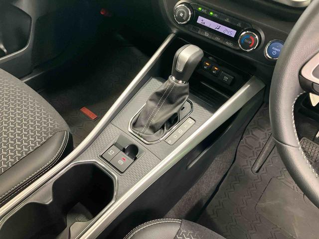 ロッキープレミアムＧ　ＨＥＶＨＥＶ　バックカメラ　全車速追従クルコン　ＡＤＢ　ＬＥＤヘッドランプ　オートライト　リヤフォグ　スマアシ　前後コーナーセンサー　シートヒーター　革巻ステアリング　電動駐車ブレーキ　キーフリー　アルミ（千葉県）の中古車