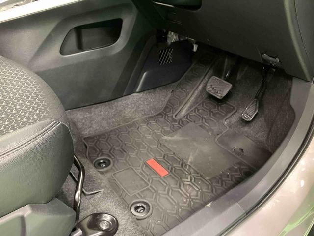 ロッキープレミアムＧ　ＨＥＶＨＥＶ　バックカメラ　全車速追従クルコン　ＡＤＢ　ＬＥＤヘッドランプ　オートライト　リヤフォグ　スマアシ　前後コーナーセンサー　シートヒーター　革巻ステアリング　電動駐車ブレーキ　キーフリー　アルミ（千葉県）の中古車