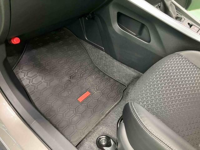 ロッキープレミアムＧ　ＨＥＶＨＥＶ　バックカメラ　全車速追従クルコン　ＡＤＢ　ＬＥＤヘッドランプ　オートライト　リヤフォグ　スマアシ　前後コーナーセンサー　シートヒーター　革巻ステアリング　電動駐車ブレーキ　キーフリー　アルミ（千葉県）の中古車