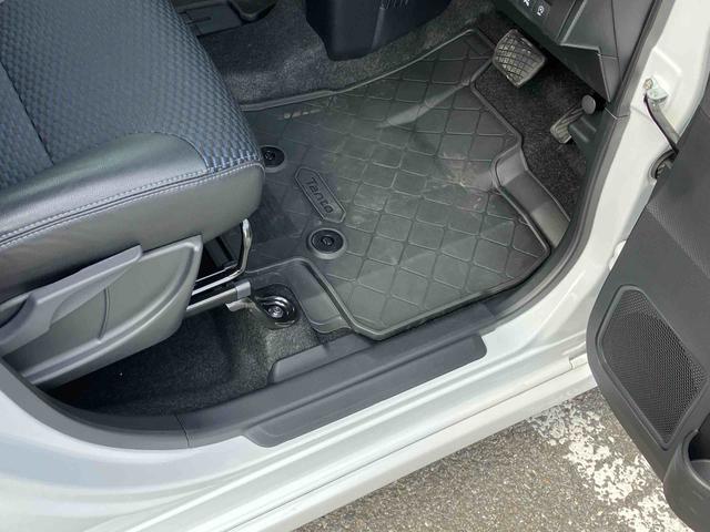 タントカスタムＲＳリミテッドターボエンジン　両側パワスラ　１５インチアルミ　ＬＥＤヘッド＆フォグ　ＥＴＣ　バックカメラ　シートヒーター　電動駐車ブレーキ　上下２段調節式デッキボード　自動追従クルコン　衝突被害軽減ブレーキ（千葉県）の中古車