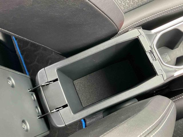 ロッキープレミアムＧ　ＨＥＶＨＥＶ　９型ＤＰＡ／ＴＶ／ＢＴ／ＵＳＢ　全周囲カメラ　全車速追従クルコン　ＡＤＢ　ＬＥＤヘッドランプ　オートライト　リヤフォグ　コーナーセンサー　シートヒーター　革巻ステア　電動駐車ブレーキ　アルミ（千葉県）の中古車