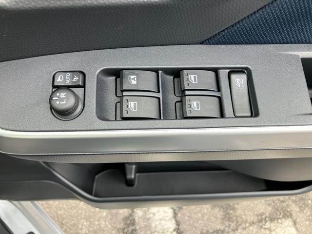 トールカスタムＧ９型ディスプレイオーディオ／ＴＶ／ＢＴ／ＵＳＢ　バックカメラ　全車速追従クルコン　ＬＥＤヘッドライト　オートライト　スマアシ　コーナーセンサー　電動駐車ブレーキ　キーフリー　革巻きステアリング　アルミ（千葉県）の中古車