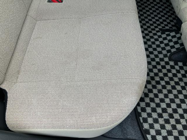 ミラココアココアＸナビ／ＴＶ／ＤＶＤ／ＢＴ／ＵＳＢ　オートＡ／Ｃ　アイドリングストップ　電動格納ドアミラー　シートリフター　チルトステアリング　キーフリーシステム　盗難防止警報　ハロゲンヘッドランプ　足踏式駐車ブレーキ（千葉県）の中古車