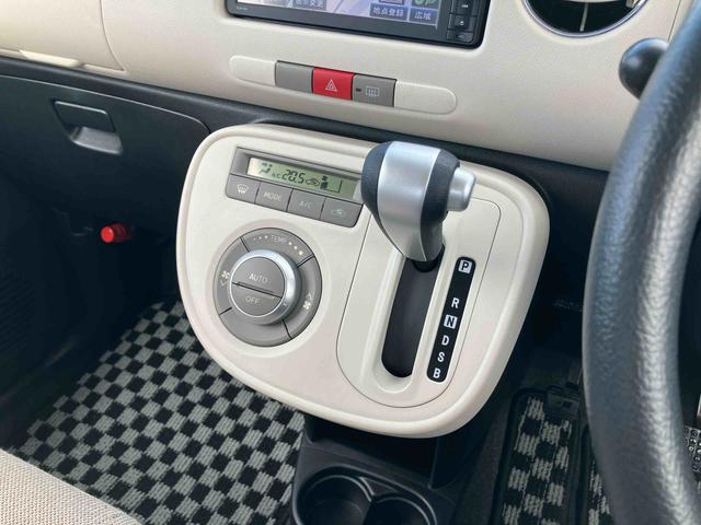 ミラココアココアＸナビ／ＴＶ／ＤＶＤ／ＢＴ／ＵＳＢ　オートＡ／Ｃ　アイドリングストップ　電動格納ドアミラー　シートリフター　チルトステアリング　キーフリーシステム　盗難防止警報　ハロゲンヘッドランプ　足踏式駐車ブレーキ（千葉県）の中古車