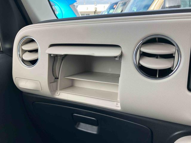 ミラココアココアＸナビ／ＴＶ／ＤＶＤ／ＢＴ／ＵＳＢ　オートＡ／Ｃ　アイドリングストップ　電動格納ドアミラー　シートリフター　チルトステアリング　キーフリーシステム　盗難防止警報　ハロゲンヘッドランプ　足踏式駐車ブレーキ（千葉県）の中古車