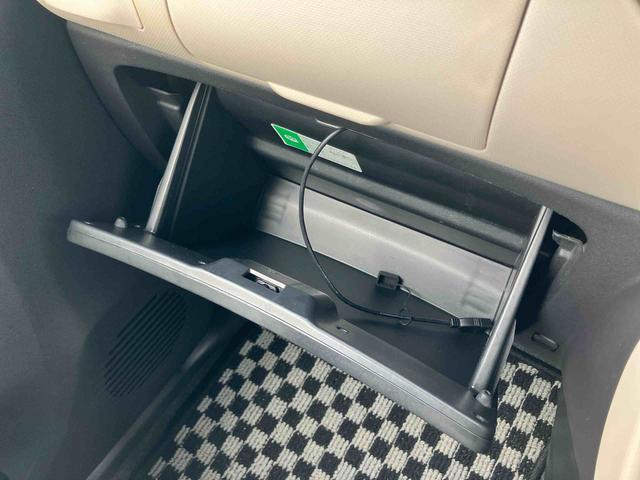 ミラココアココアＸナビ／ＴＶ／ＤＶＤ／ＢＴ／ＵＳＢ　オートＡ／Ｃ　アイドリングストップ　電動格納ドアミラー　シートリフター　チルトステアリング　キーフリーシステム　盗難防止警報　ハロゲンヘッドランプ　足踏式駐車ブレーキ（千葉県）の中古車