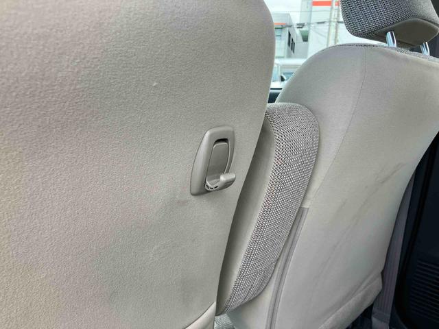 ミラココアココアＸナビ／ＴＶ／ＤＶＤ／ＢＴ／ＵＳＢ　オートＡ／Ｃ　アイドリングストップ　電動格納ドアミラー　シートリフター　チルトステアリング　キーフリーシステム　盗難防止警報　ハロゲンヘッドランプ　足踏式駐車ブレーキ（千葉県）の中古車