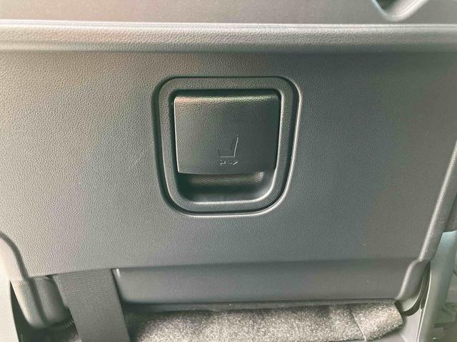 タントカスタムＲＳリミテッドターボ　両側電動スライド　バックカメラ　全車速追従クルコン　ＬＥＤヘッドライト　フォグランプ　オートライト　オートハイビーム　ＡＤＢ　シートヒーター　コ−ナ−センサー　電動駐車ブレーキ　アルミホイール（千葉県）の中古車