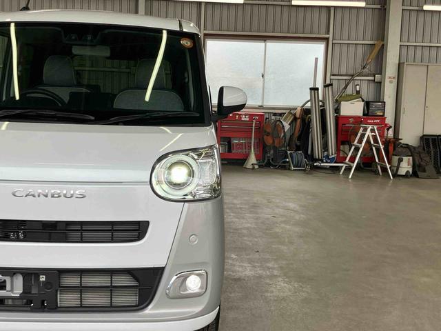 ムーヴキャンバスストライプスＧ衝突回避支援　横滑り防止装置　両側電動スライドドア　置きラクボックス　ホットカップホルダー　オートブレーキホールド付き電動パーキング　前席シートヒーター　プッシュエンジンスタート　キーフリーシステム（千葉県）の中古車