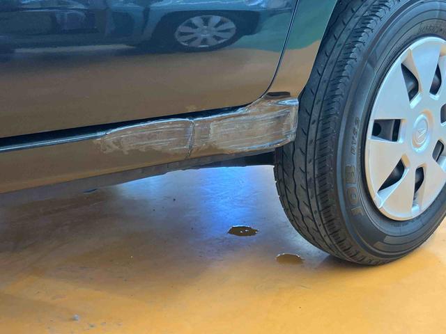 ハイゼットカーゴクルーズターボ操作パネル脱着式ＣＤラジオチューナー　ＵＳＢ接続　ＡＵＸ接続　ＥＴＣ　オーバーヘッドシェルフ　電動格納式ドアミラー　キーレスエントリー　荷台マット　灰皿　シガーライター　フルホイールキャップ（千葉県）の中古車