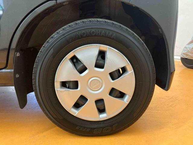 ハイゼットカーゴクルーズターボ操作パネル脱着式ＣＤラジオチューナー　ＵＳＢ接続　ＡＵＸ接続　ＥＴＣ　オーバーヘッドシェルフ　電動格納式ドアミラー　キーレスエントリー　荷台マット　灰皿　シガーライター　フルホイールキャップ（千葉県）の中古車