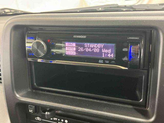ハイゼットカーゴクルーズターボ操作パネル脱着式ＣＤラジオチューナー　ＵＳＢ接続　ＡＵＸ接続　ＥＴＣ　オーバーヘッドシェルフ　電動格納式ドアミラー　キーレスエントリー　荷台マット　灰皿　シガーライター　フルホイールキャップ（千葉県）の中古車