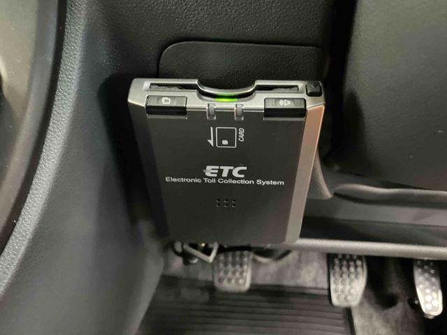 ハイゼットカーゴクルーズターボ操作パネル脱着式ＣＤラジオチューナー　ＵＳＢ接続　ＡＵＸ接続　ＥＴＣ　オーバーヘッドシェルフ　電動格納式ドアミラー　キーレスエントリー　荷台マット　灰皿　シガーライター　フルホイールキャップ（千葉県）の中古車