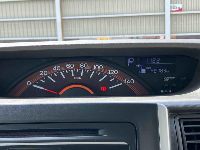 タントＸ　ＳＡ衝突軽減装置　横滑り防止装置　両側スライドドア（左側電動）　ＣＤ／ラジオ／ＡＵＸ　ハロゲンヘッドライト　オートライト　キーフリーシステム　盗難防止警報　オートＡ／Ｃ　足踏み式駐車ブレーキ（千葉県）の中古車