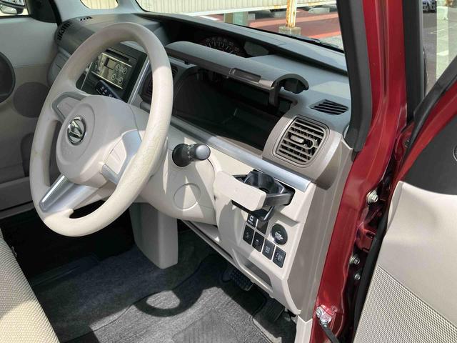 タントＸ　ＳＡ衝突軽減装置　横滑り防止装置　両側スライドドア（左側電動）　ＣＤ／ラジオ／ＡＵＸ　ハロゲンヘッドライト　オートライト　キーフリーシステム　盗難防止警報　オートＡ／Ｃ　足踏み式駐車ブレーキ（千葉県）の中古車