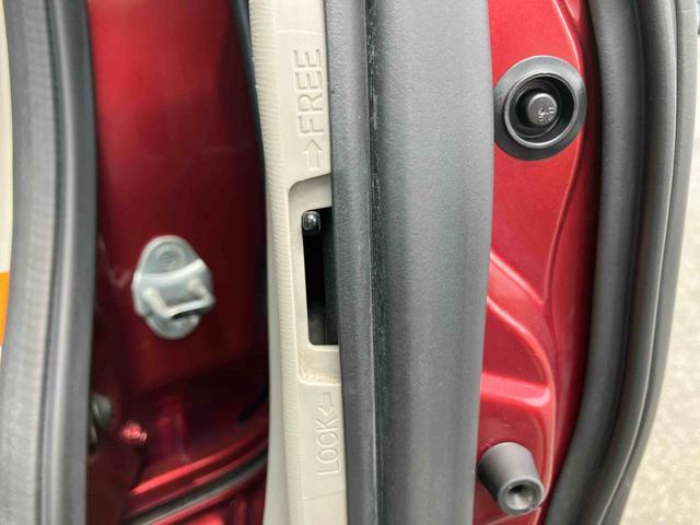 タントＸ　ＳＡ衝突軽減装置　横滑り防止装置　両側スライドドア（左側電動）　ＣＤ／ラジオ／ＡＵＸ　ハロゲンヘッドライト　オートライト　キーフリーシステム　盗難防止警報　オートＡ／Ｃ　足踏み式駐車ブレーキ（千葉県）の中古車