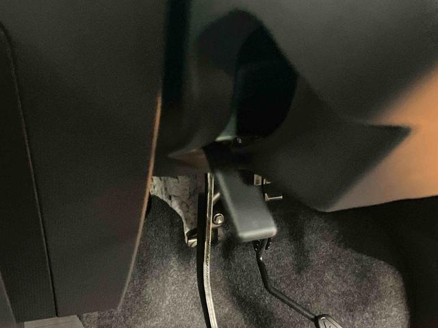 タフトＸバックカメラ連動フルセグナビ　ＵＳＢ接続　ブルートゥース対応　ＥＴＣ　スカイフィールトップ　オートブレーキホールド付き電動パーキング　前後コーナーセンサー　マニュアルレベリング機能付ＬＥＤヘッドライト（千葉県）の中古車