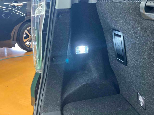 ムーヴカスタム　ＸリミテッドII　ＳＡIIIパノラマカメラ連動８インチフルセグナビ　ＵＳＢ接続　ＨＤＭＩ接続　ブルートゥース対応　ＴＶナビキット　運転席シートヒーター　オートライト　オートハイビーム　マニュアルレベリング機能付ＬＥＤヘッドライト（千葉県）の中古車