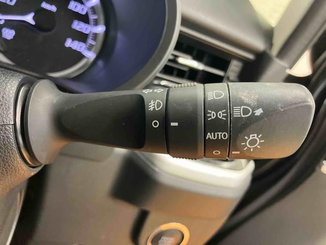 ムーヴカスタム　ＸリミテッドII　ＳＡIIIパノラマカメラ連動８インチフルセグナビ　ＵＳＢ接続　ＨＤＭＩ接続　ブルートゥース対応　ＴＶナビキット　運転席シートヒーター　オートライト　オートハイビーム　マニュアルレベリング機能付ＬＥＤヘッドライト（千葉県）の中古車