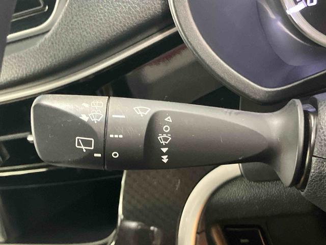 ムーヴカスタム　ＸリミテッドII　ＳＡIIIパノラマカメラ連動８インチフルセグナビ　ＵＳＢ接続　ＨＤＭＩ接続　ブルートゥース対応　ＴＶナビキット　運転席シートヒーター　オートライト　オートハイビーム　マニュアルレベリング機能付ＬＥＤヘッドライト（千葉県）の中古車