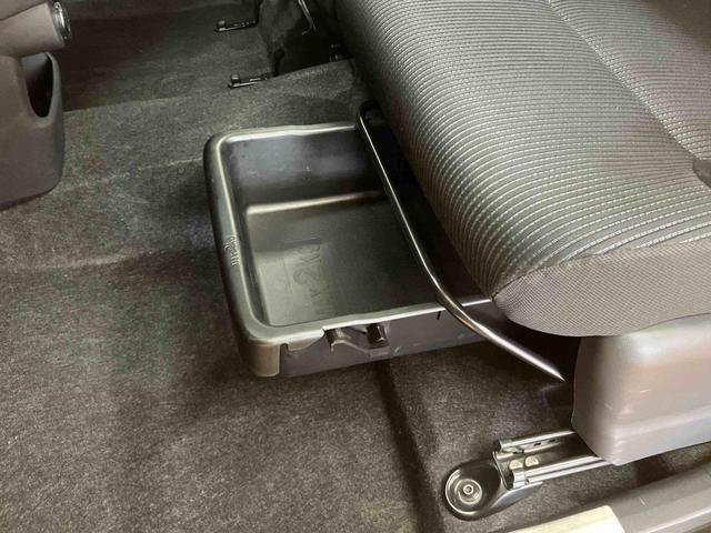 ムーヴカスタム　ＸリミテッドII　ＳＡIIIパノラマカメラ連動８インチフルセグナビ　ＵＳＢ接続　ＨＤＭＩ接続　ブルートゥース対応　ＴＶナビキット　運転席シートヒーター　オートライト　オートハイビーム　マニュアルレベリング機能付ＬＥＤヘッドライト（千葉県）の中古車