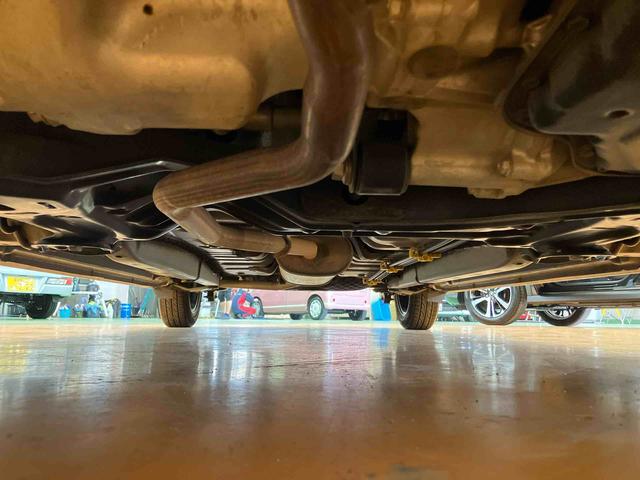 ムーヴカスタム　ＸリミテッドII　ＳＡIIIパノラマカメラ連動８インチフルセグナビ　ＵＳＢ接続　ＨＤＭＩ接続　ブルートゥース対応　ＴＶナビキット　運転席シートヒーター　オートライト　オートハイビーム　マニュアルレベリング機能付ＬＥＤヘッドライト（千葉県）の中古車