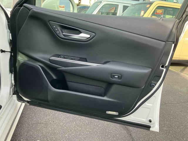 クラウンハイブリッドＲＳアドバンスハイブリッド　ナビ／ＴＶ／ＤＶＤ／ＢＴ／ＵＳＢ　全周囲カメラ　ＥＴＣ　ドラレコ　駐車支援装置　全車速追従クルコン　ガラスルーフ　ＢＳＭ　シートＡ／Ｃ　シートヒーター　リヤサンシェード　コーナーセンサー（千葉県）の中古車