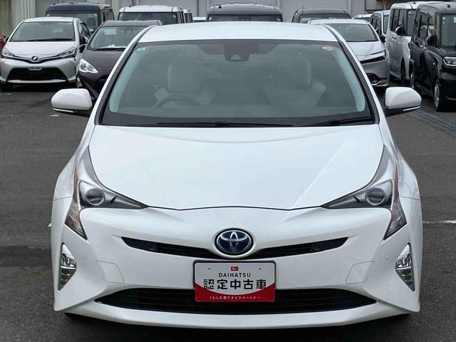 プリウスＡハイブリッド　駐車支援装置　ナビ／ワンセグ／ＢＴ　バックカメラ　全車速追従クルコン　ＬＥＤヘッドライト　オートライト　オートハイビーム　ＢＳＭ　コーナーセンサー　革巻きステアリング　ＨＵＤ　オートＡＣ（千葉県）の中古車