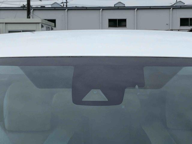 プリウスＡハイブリッド　駐車支援装置　ナビ／ワンセグ／ＢＴ　バックカメラ　全車速追従クルコン　ＬＥＤヘッドライト　オートライト　オートハイビーム　ＢＳＭ　コーナーセンサー　革巻きステアリング　ＨＵＤ　オートＡＣ（千葉県）の中古車