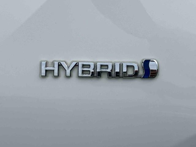 プリウスＡハイブリッド　駐車支援装置　ナビ／ワンセグ／ＢＴ　バックカメラ　全車速追従クルコン　ＬＥＤヘッドライト　オートライト　オートハイビーム　ＢＳＭ　コーナーセンサー　革巻きステアリング　ＨＵＤ　オートＡＣ（千葉県）の中古車